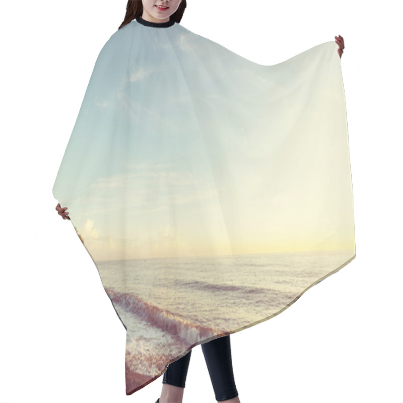 Personality  Exotic Ocean Coast Hair Cutting Cape