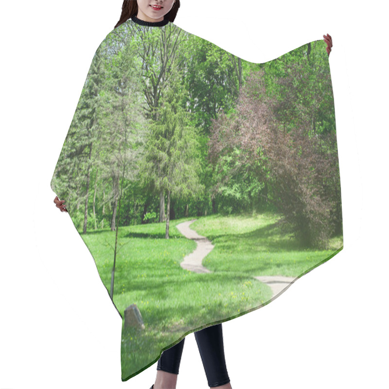 Personality  Green Park In Spring Hair Cutting Cape