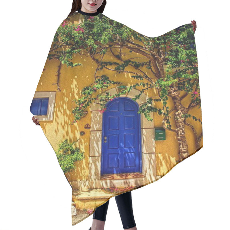 Personality  Traditional Greek House Hair Cutting Cape