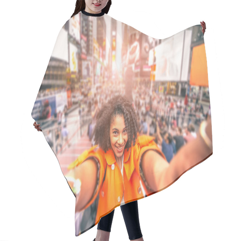 Personality  Selfie At Times Square, New York Hair Cutting Cape