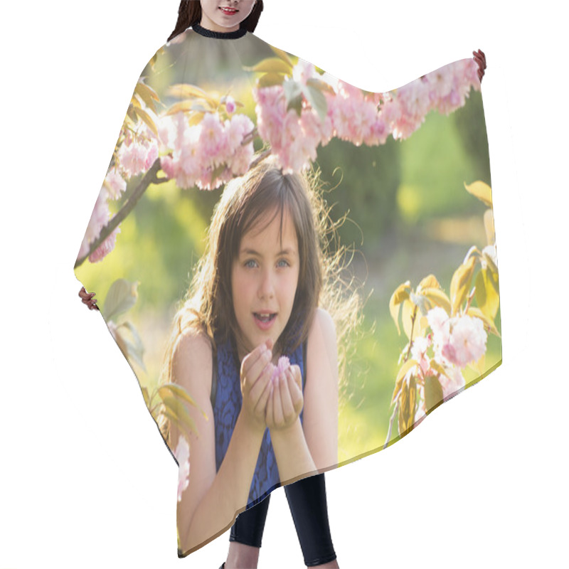 Personality  Little Girl Smelling Cherry Bloom Hair Cutting Cape