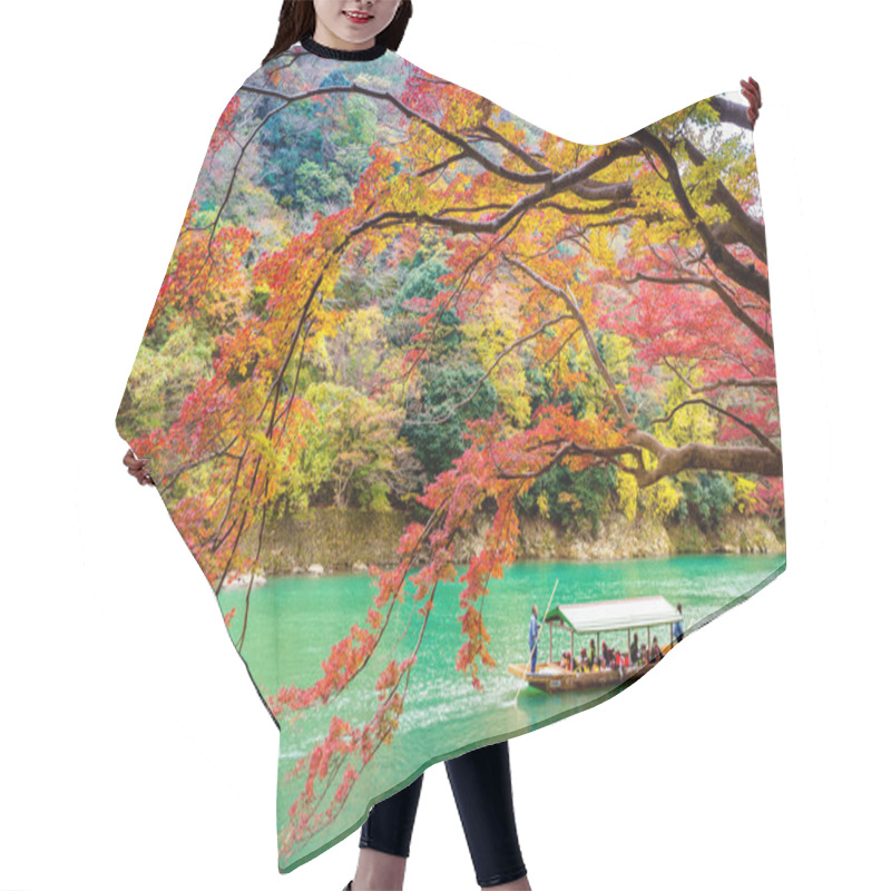 Personality  Boatman Punting The Boat At River. Arashiyama In Autumn Season Along The River In Kyoto, Japan. Hair Cutting Cape