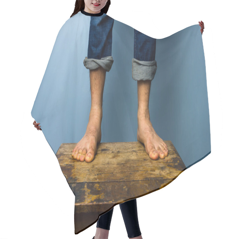 Personality  Man With Bare Feet Standing On Old Wooden Table Hair Cutting Cape