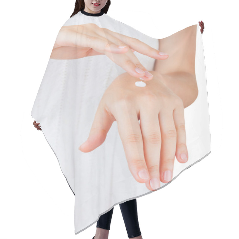 Personality  Female Hands With Cream Hair Cutting Cape