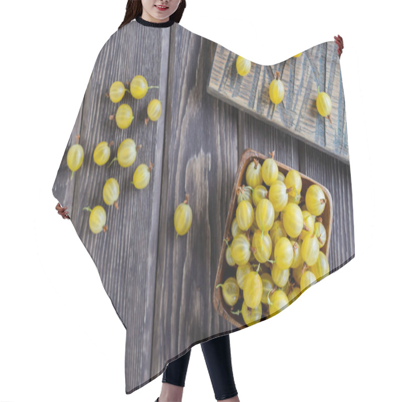 Personality  Wooden Bowl Of Ripe Gooseberry Yellow, Top View Hair Cutting Cape