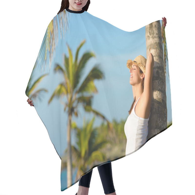 Personality  Woman Relaxing On Summer Tropical Caribbean Travel Hair Cutting Cape