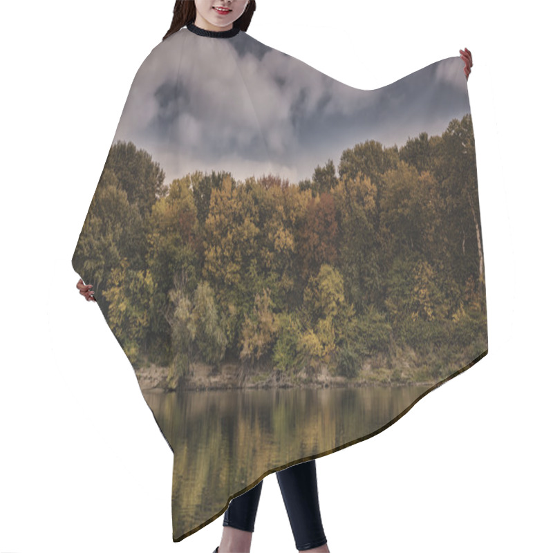 Personality  Dark Autumn Forest Hair Cutting Cape