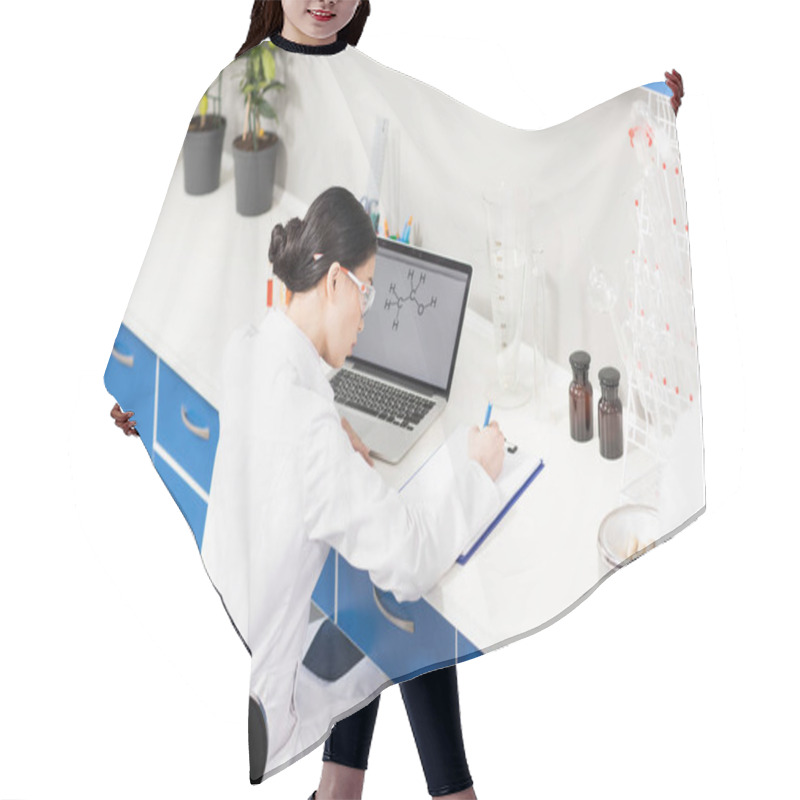 Personality  Young Scientist In Laboratory  Hair Cutting Cape