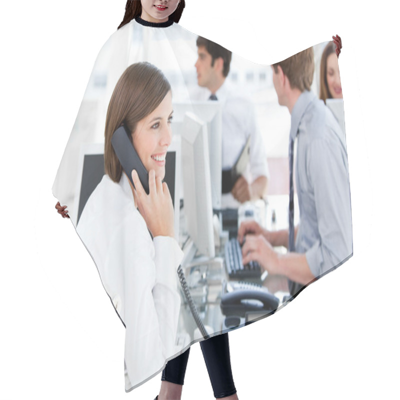 Personality  Enthousiastic Businesswoman Talking To The Phone Hair Cutting Cape