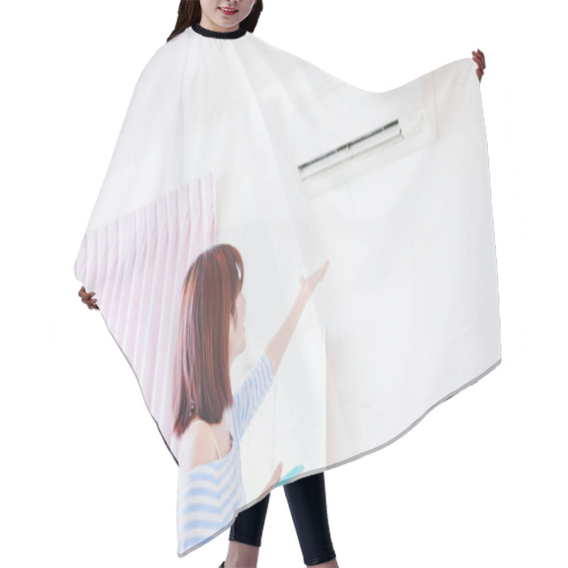 Personality  IOT Smart Home Concept Hair Cutting Cape