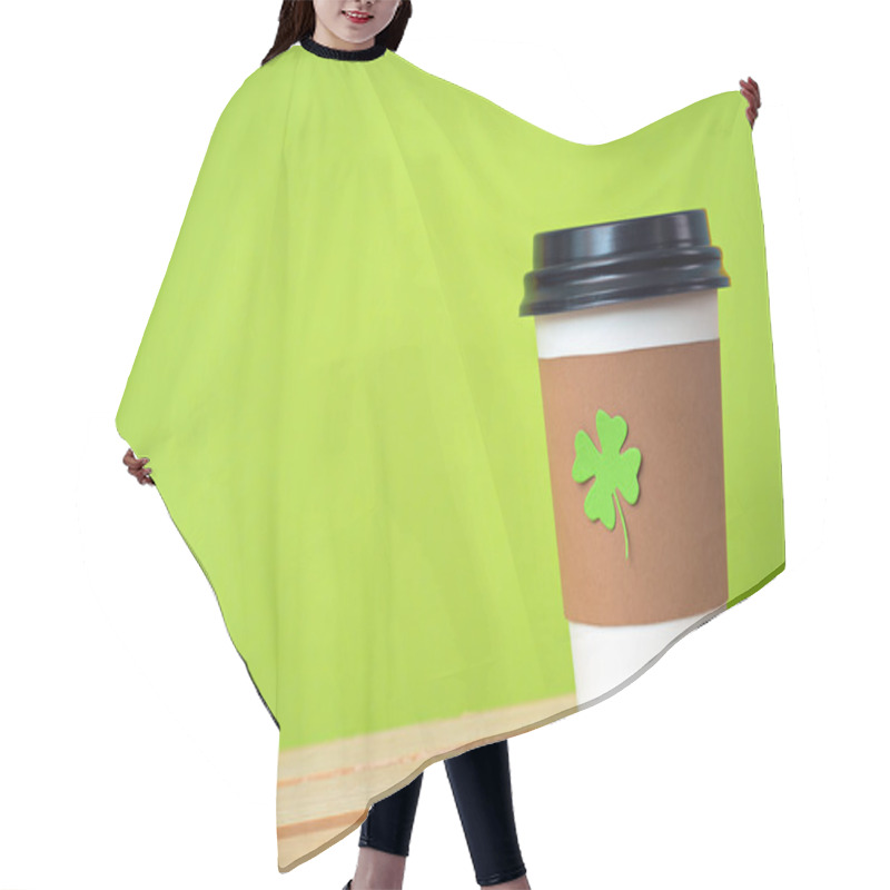 Personality  Take Away Cup With Shamrock Hair Cutting Cape