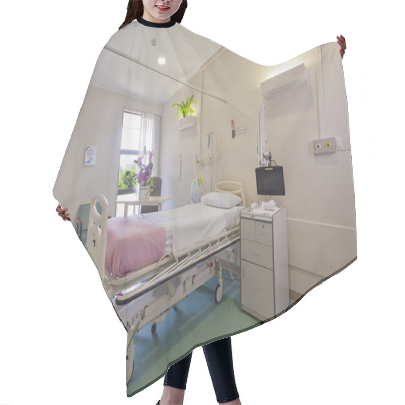 Personality  Hospital Ward Hair Cutting Cape