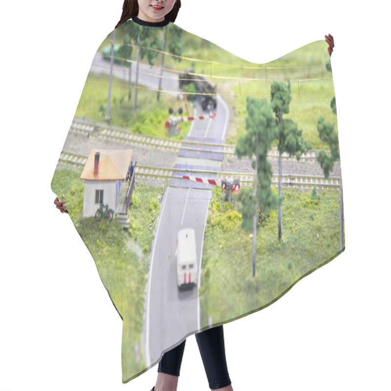 Personality  Railway Crossing Miniature Hair Cutting Cape