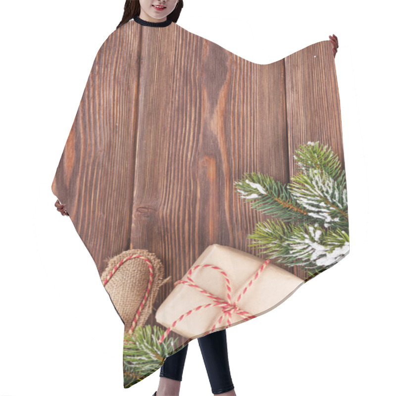 Personality  Christmas Tree With Gift Box And Heart Hair Cutting Cape