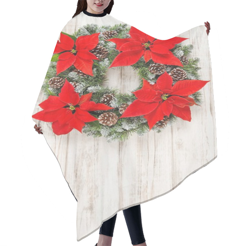 Personality  Christmas Wreath Red Poinsettia Flowers Wooden Background Hair Cutting Cape