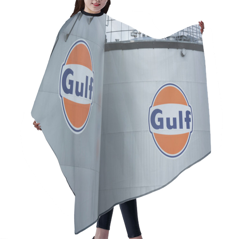 Personality  Gulf Logo Hair Cutting Cape