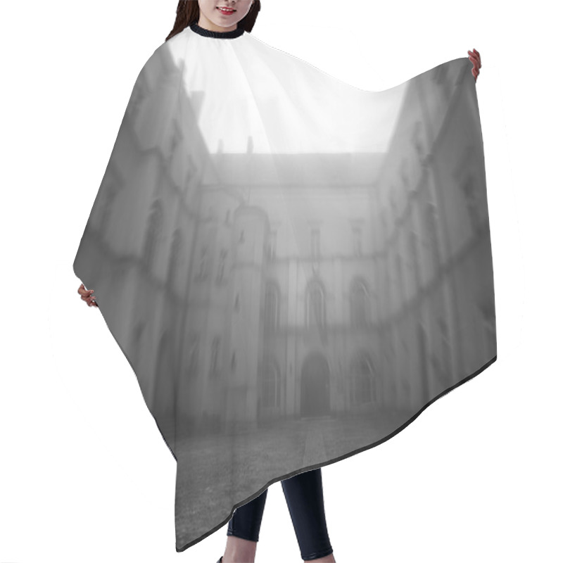 Personality  Courtyard In The Fog Hair Cutting Cape