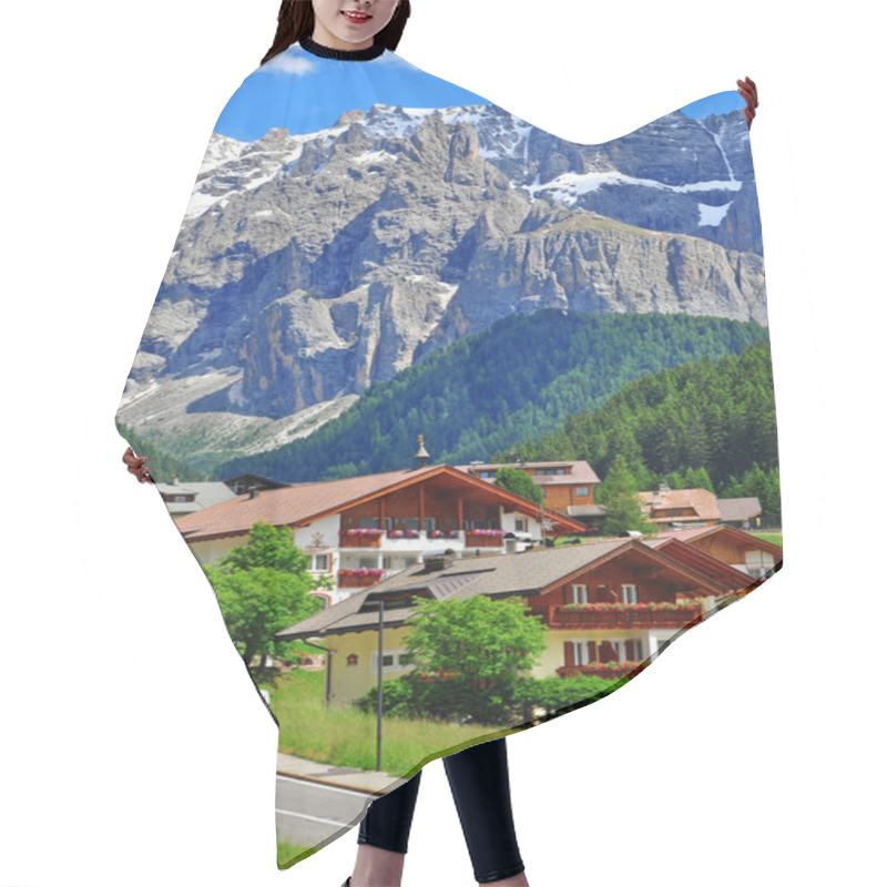 Personality  Small Village In Italy Hair Cutting Cape