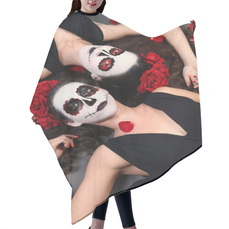 Personality  Red And Black Hair Cutting Cape