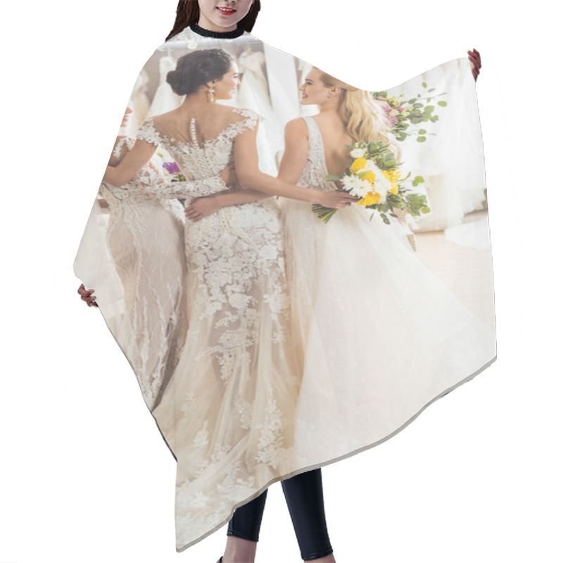 Personality  Attractive Women In Wedding Dresses Embracing In Wedding Fashion Shop Hair Cutting Cape