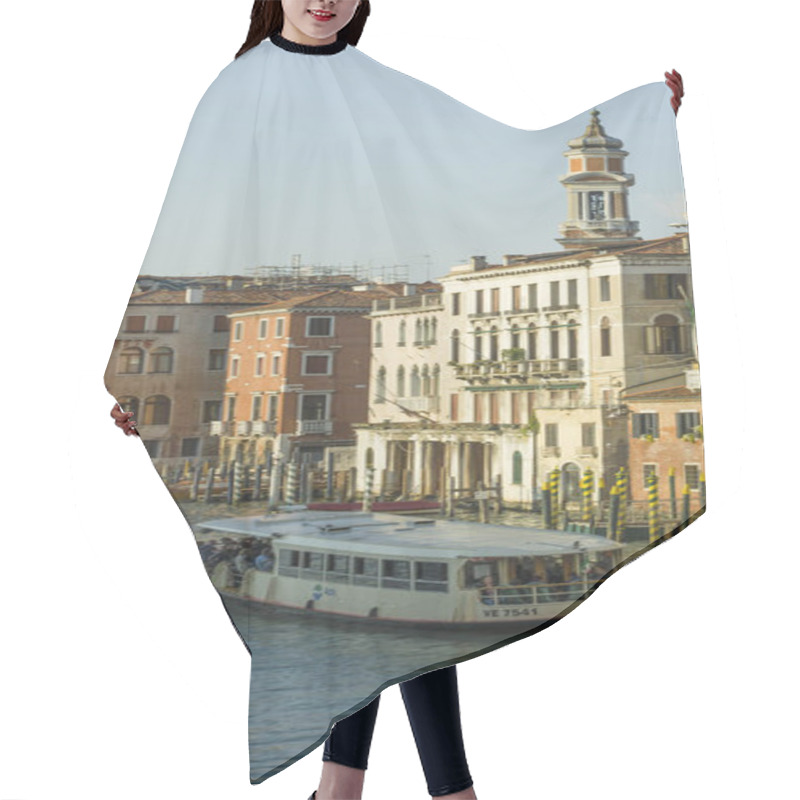 Personality  15.04.2019.  Italy. Venice.  View Of The Grand Canal. Hair Cutting Cape