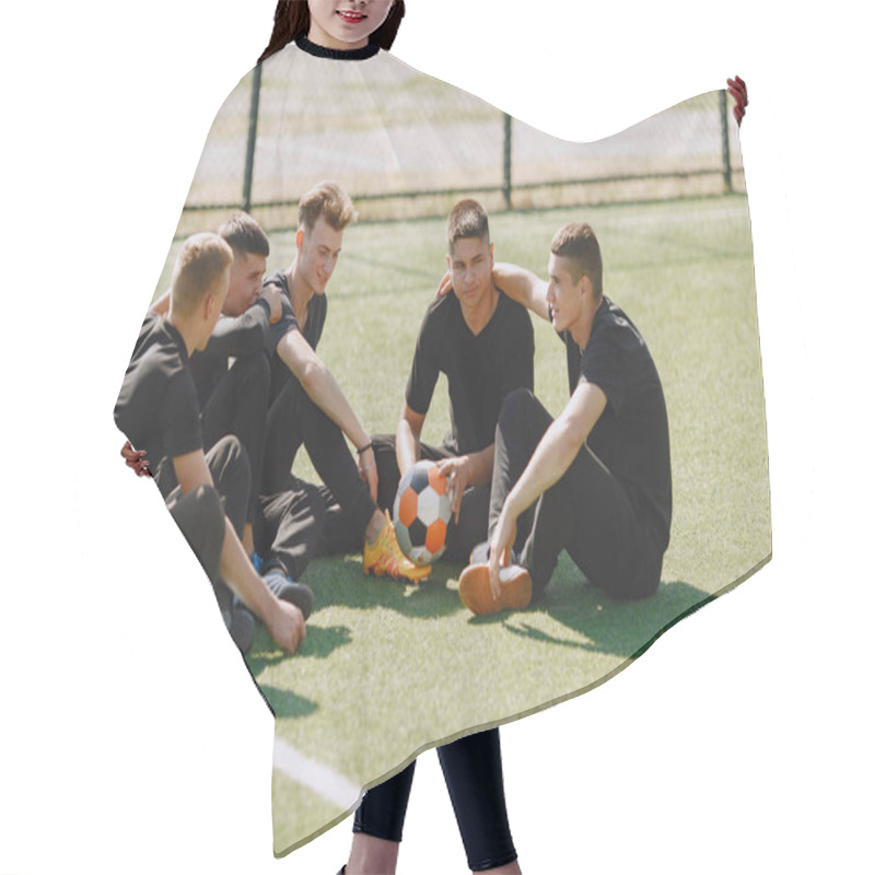 Personality  Spormen Is Playing Football And Practising With The Ball Hair Cutting Cape