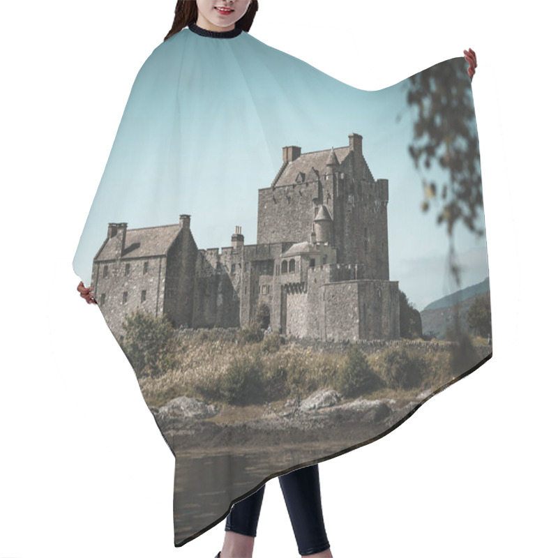 Personality  Eilean Donan Castle Summer Day Hair Cutting Cape