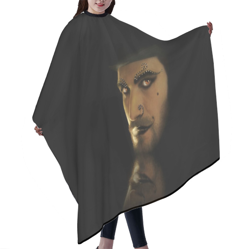 Personality  Sinister Man Hair Cutting Cape