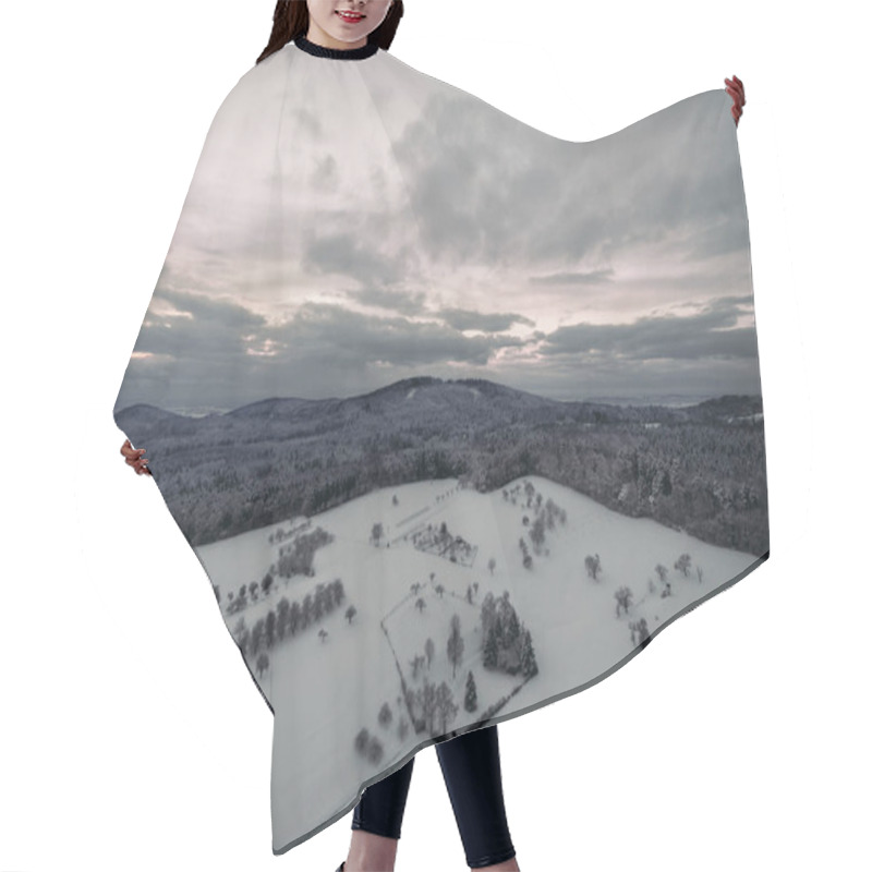 Personality  Winter Hair Cutting Cape