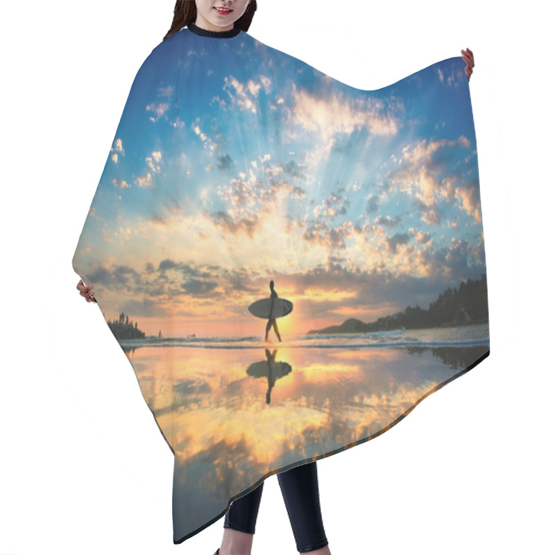 Personality  Sun Surfer Walking Across The Sea Shore Hair Cutting Cape