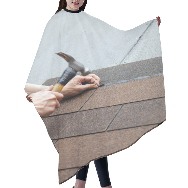 Personality  Hammer Roof With Slates Hair Cutting Cape