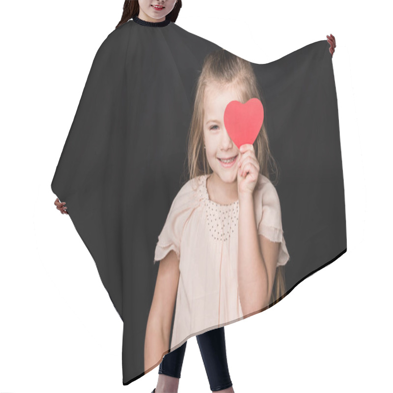 Personality  Little Girl With Heart Sign Hair Cutting Cape