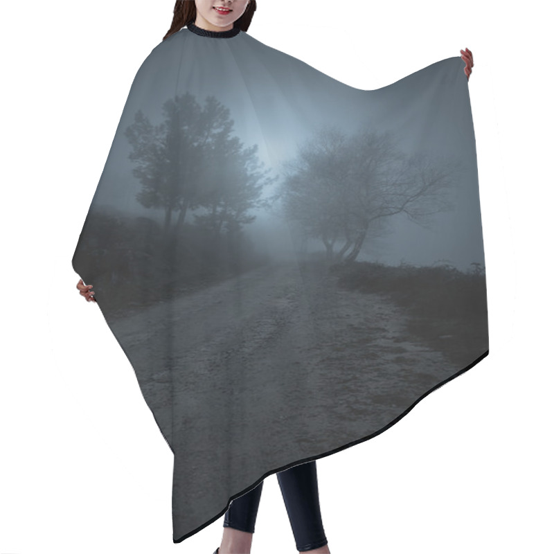 Personality  Fear Road Hair Cutting Cape