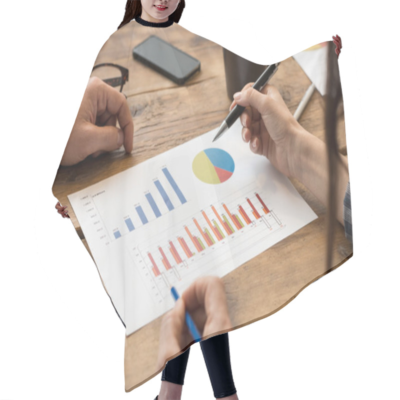 Personality  Business Charts Hair Cutting Cape