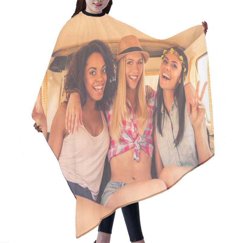 Personality  Women Sitting Inside Of Retro Minivan Hair Cutting Cape