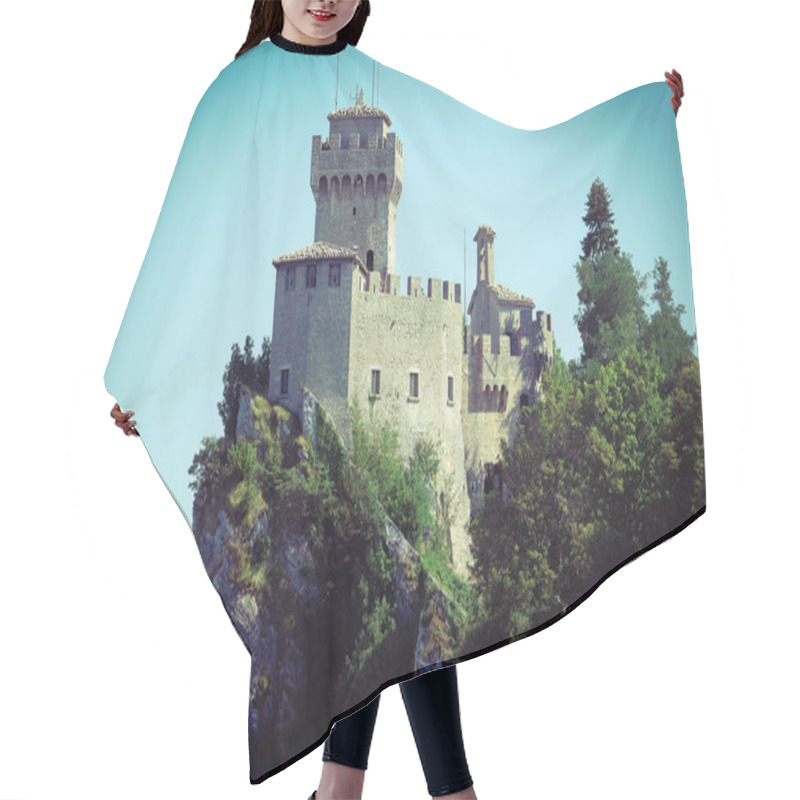 Personality  Castel In A Center Of San-Marino Hair Cutting Cape