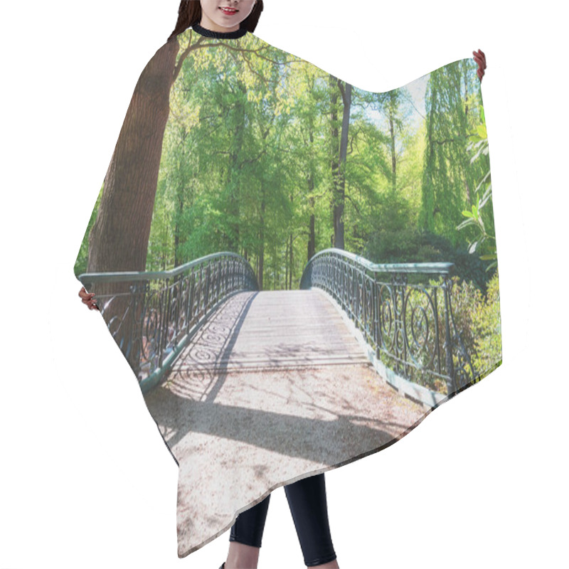 Personality  Decorative Bridge In The Loo Park  Hair Cutting Cape