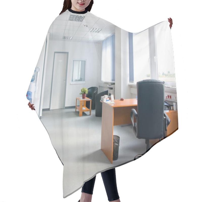 Personality  Office Interior - Small And Simple Hair Cutting Cape