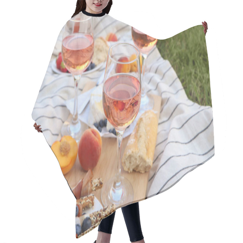 Personality  Glasses Of Delicious Rose Wine And Food On Picnic Blanket Outdoors Hair Cutting Cape