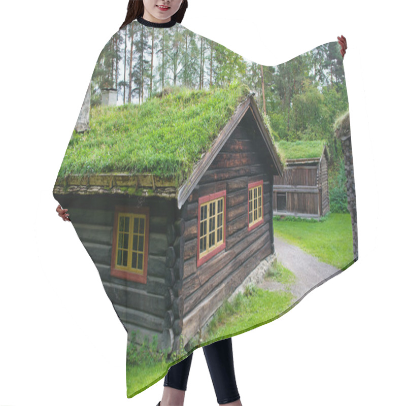 Personality  Traditional Norwegian House Hair Cutting Cape