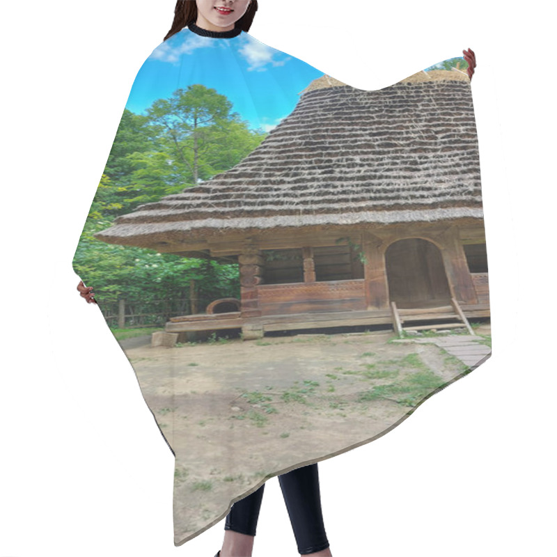 Personality  Traditional Wooden House With Thatched Roof In Rural Setting Hair Cutting Cape