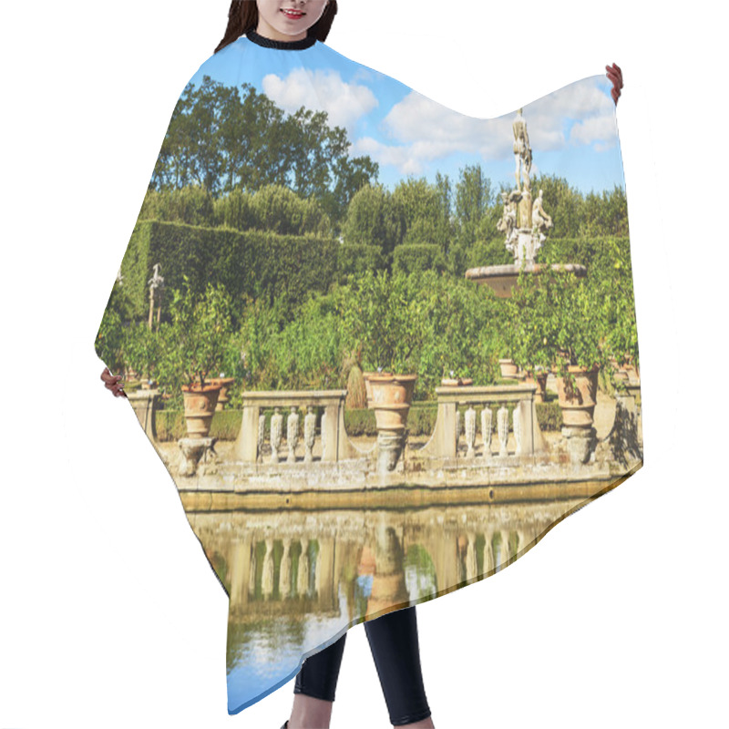 Personality  Boboli Gardens View Hair Cutting Cape