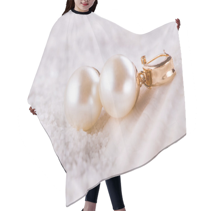 Personality  Golden Earrings And Sea Shell Hair Cutting Cape