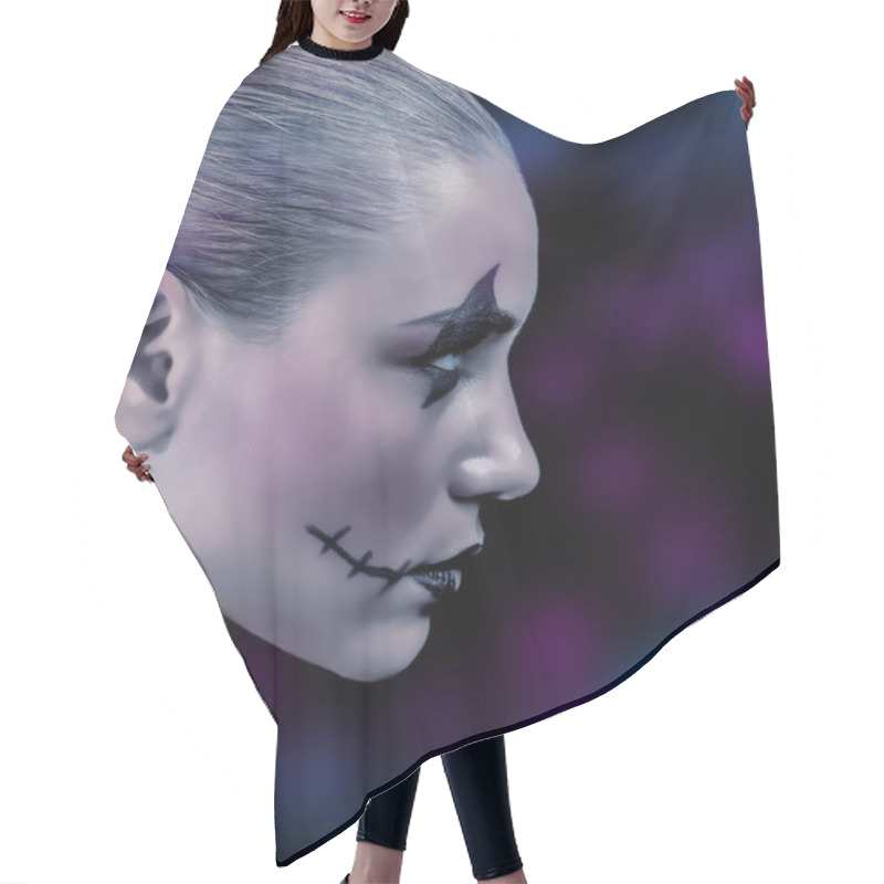 Personality  Fashionable Zombie Girl Hair Cutting Cape