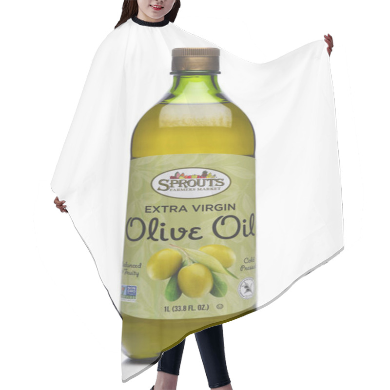 Personality  IRVINE, CALIFORNIA - 16 MAY 2020: A Bottle Of Sprouts Extra Virgin Olive Oil.  Hair Cutting Cape