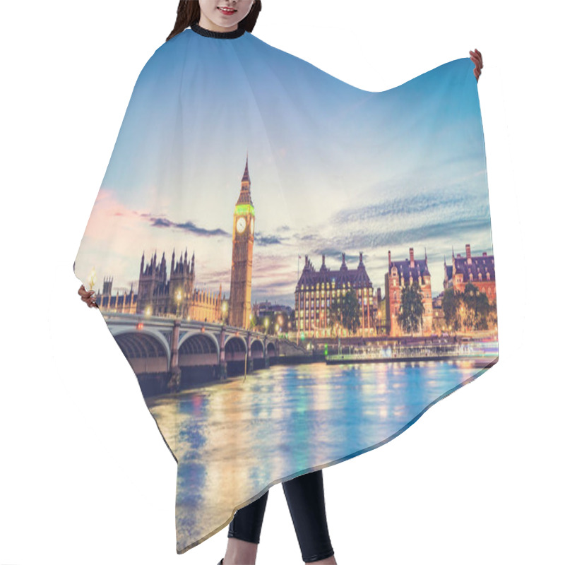 Personality  Big Ben, Westminster Bridge On River Thames In London, England, UK At Night Hair Cutting Cape