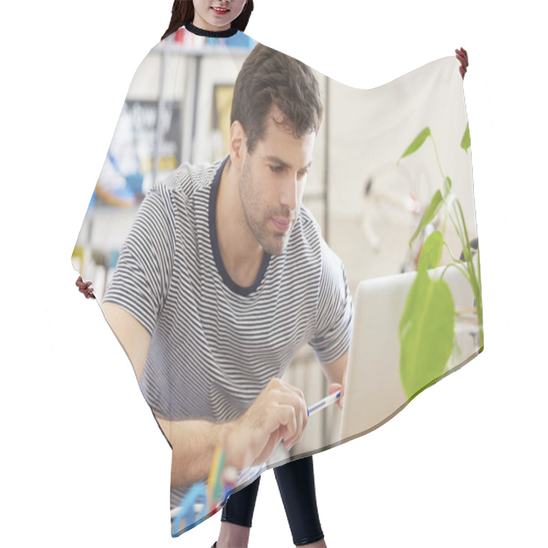 Personality  Confident Young Businessman  Hair Cutting Cape