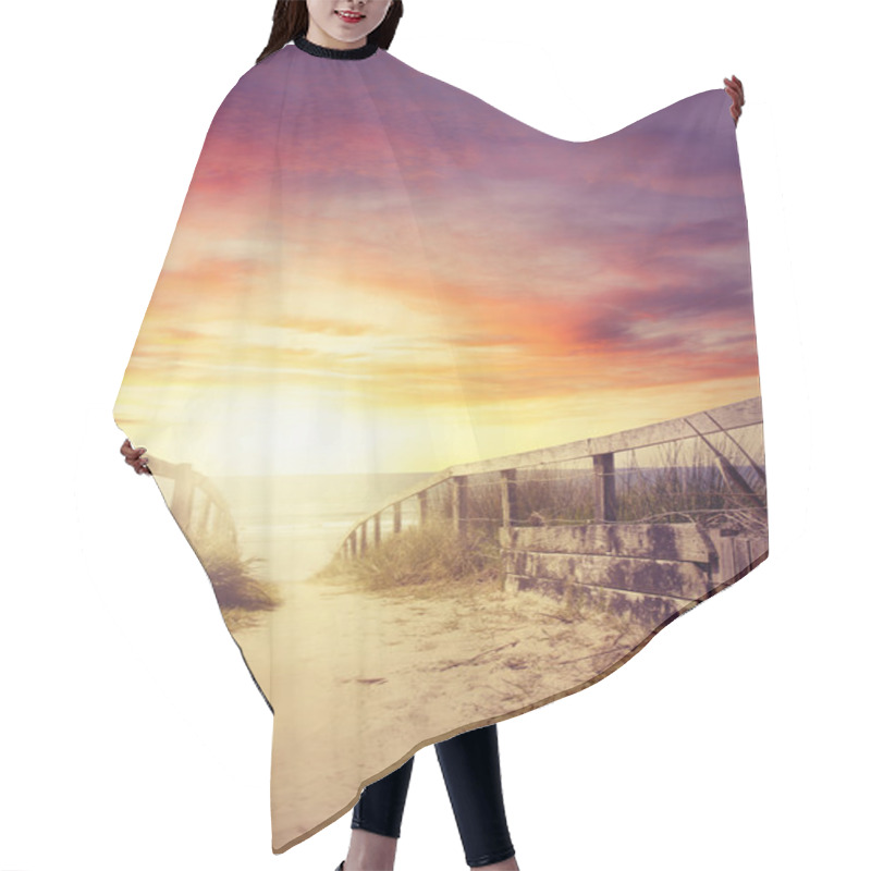 Personality  Walkway Hair Cutting Cape