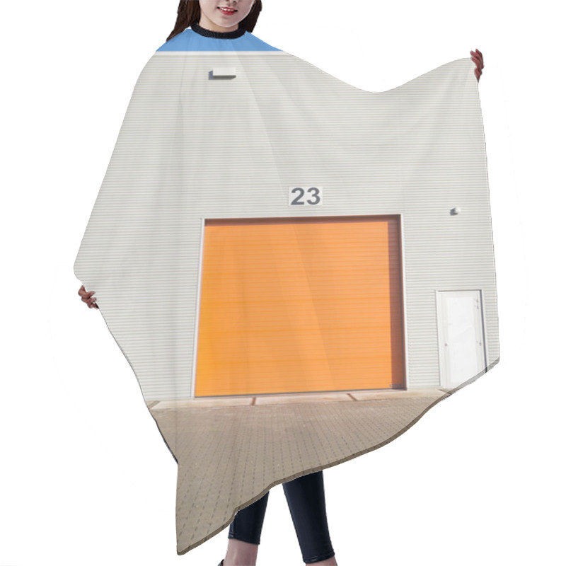 Personality  Commercial Warehouse Exterior Hair Cutting Cape