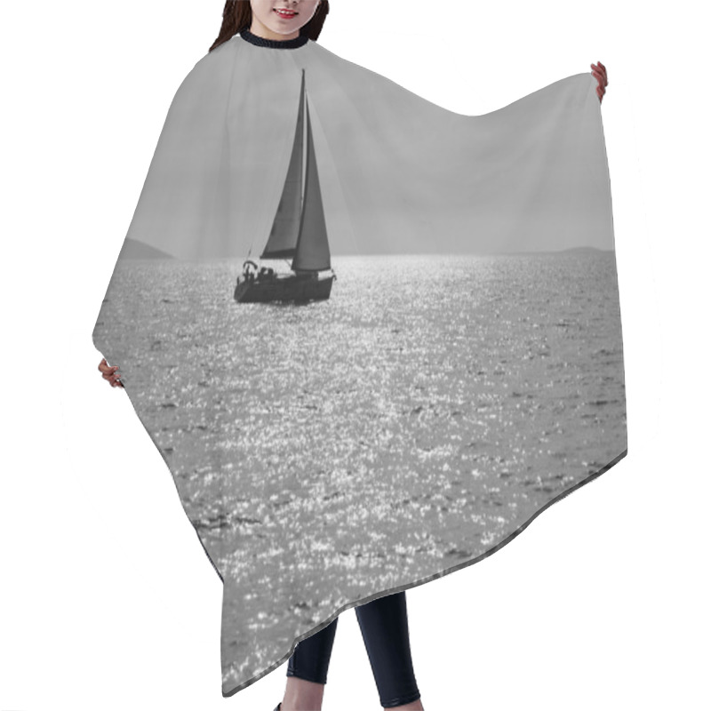 Personality  Lone Sailboat Hair Cutting Cape